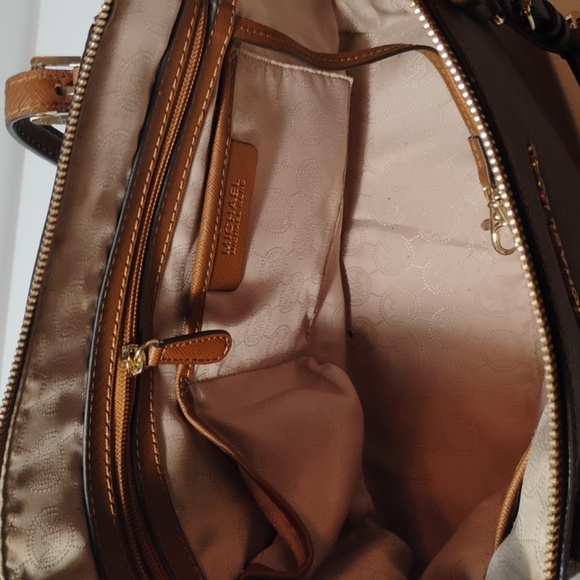 Michael Kors Womens Jet Set Zip Saffiano Leather Tote Shoulder Bag Brown Medium - Picture 7 of 8